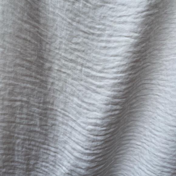 DRA Los Angeles White Off Shoulder Dress - Picture 3 of 5